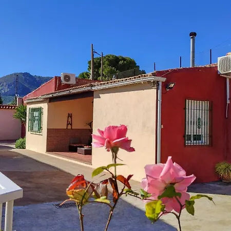 Casa La Ronda. *